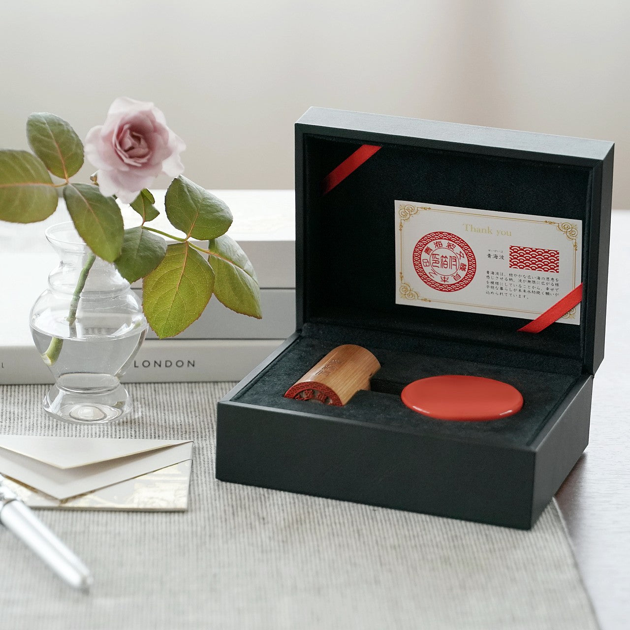 恋人之印 - ひのき - TypeB - 矢絣柄 - 隷書体 - レザー箱【幸】